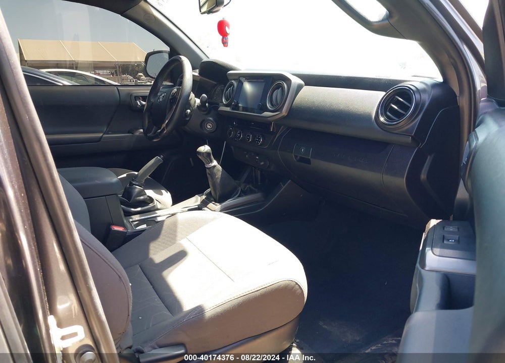 2017 TOYOTA TACOMA TRD SPORT VIN: 5TFCZ5AN5HX116761
