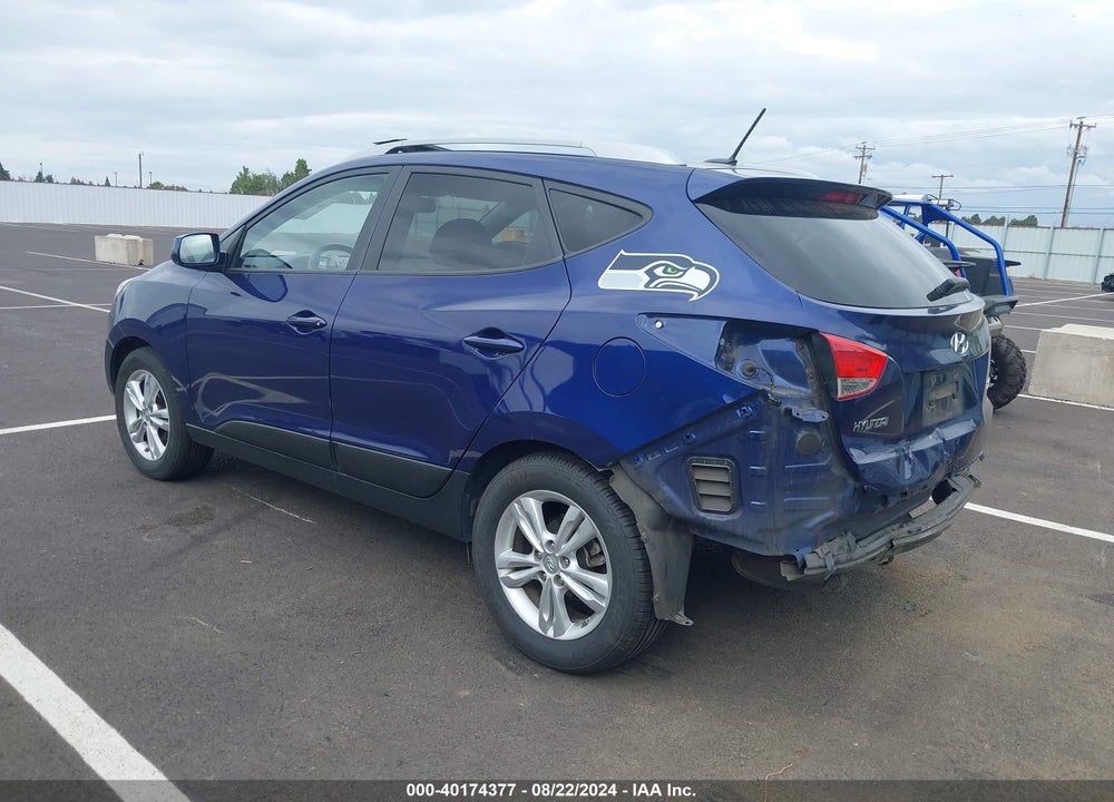 2011 HYUNDAI TUCSON GLS VIN: KM8JU3AC9BU300923