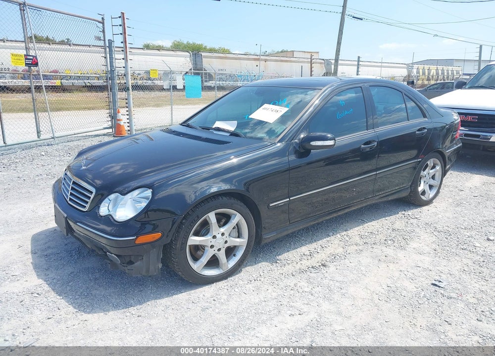 2007 MERCEDES-BENZ C 230 SPORT VIN: WDBRF52H37E027565