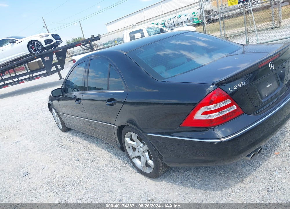 2007 MERCEDES-BENZ C 230 SPORT VIN: WDBRF52H37E027565