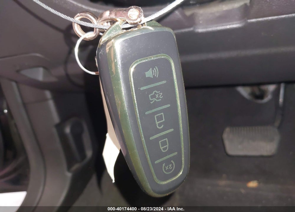 2014 FORD FOCUS TITANIUM VIN: 1FADP3J21EL243259