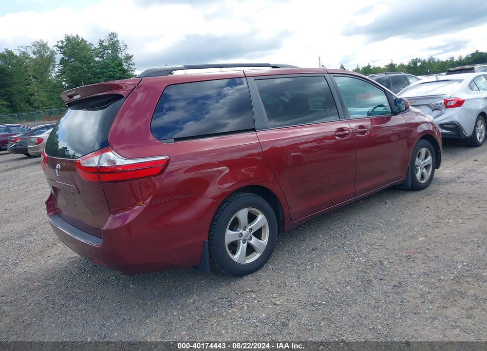 2015 TOYOTA SIENNA LE 8 PASSENGER VIN: 5TDKK3DC1FS552914