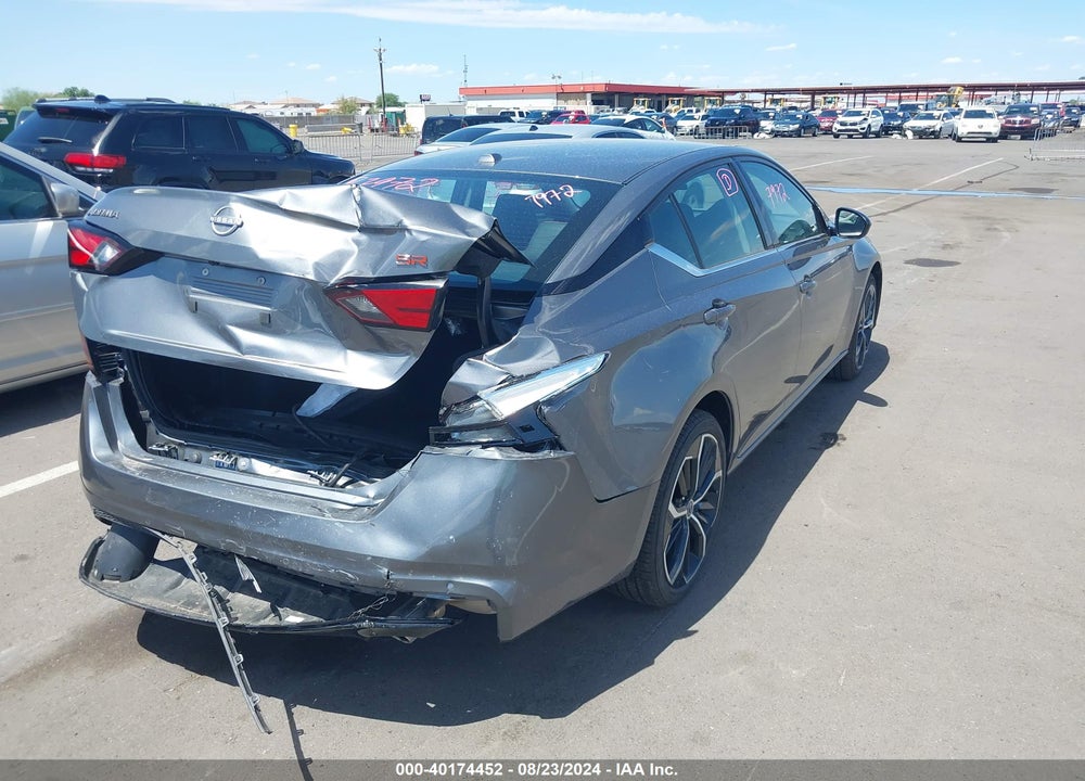 2024 NISSAN ALTIMA SR FWD VIN: 1N4BL4CV5RN382398