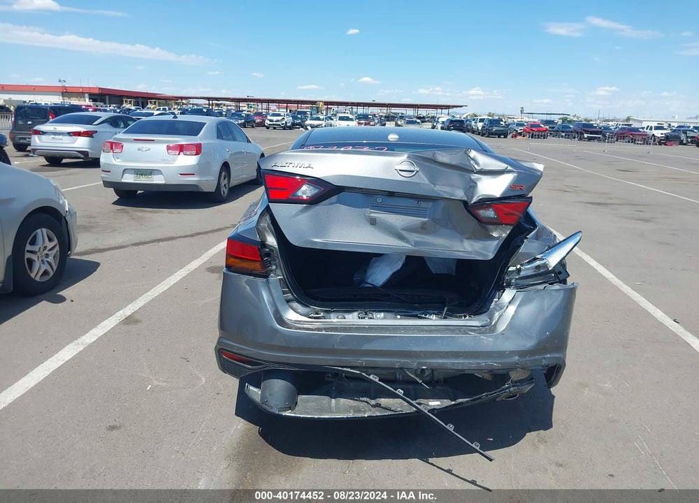 2024 NISSAN ALTIMA SR FWD VIN: 1N4BL4CV5RN382398