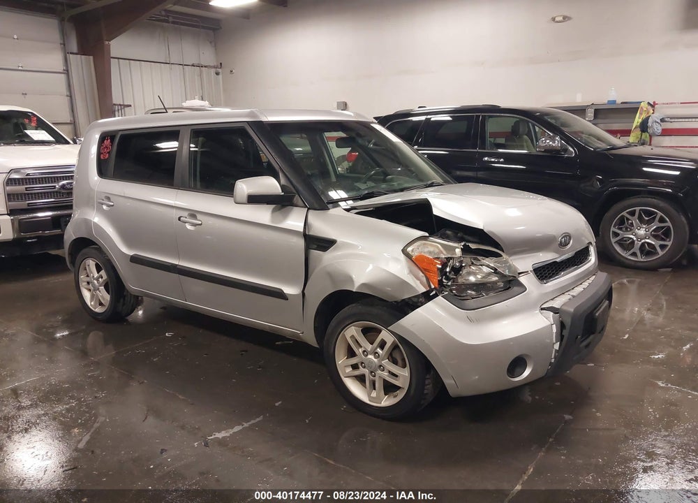 2011 KIA SOUL VIN: KNDJT2A26B7704558
