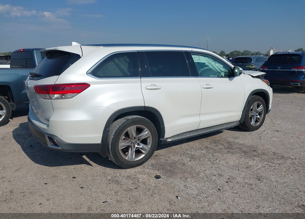 2019 TOYOTA HIGHLANDER LIMITED VIN: 5TDYZRFH5KS298877