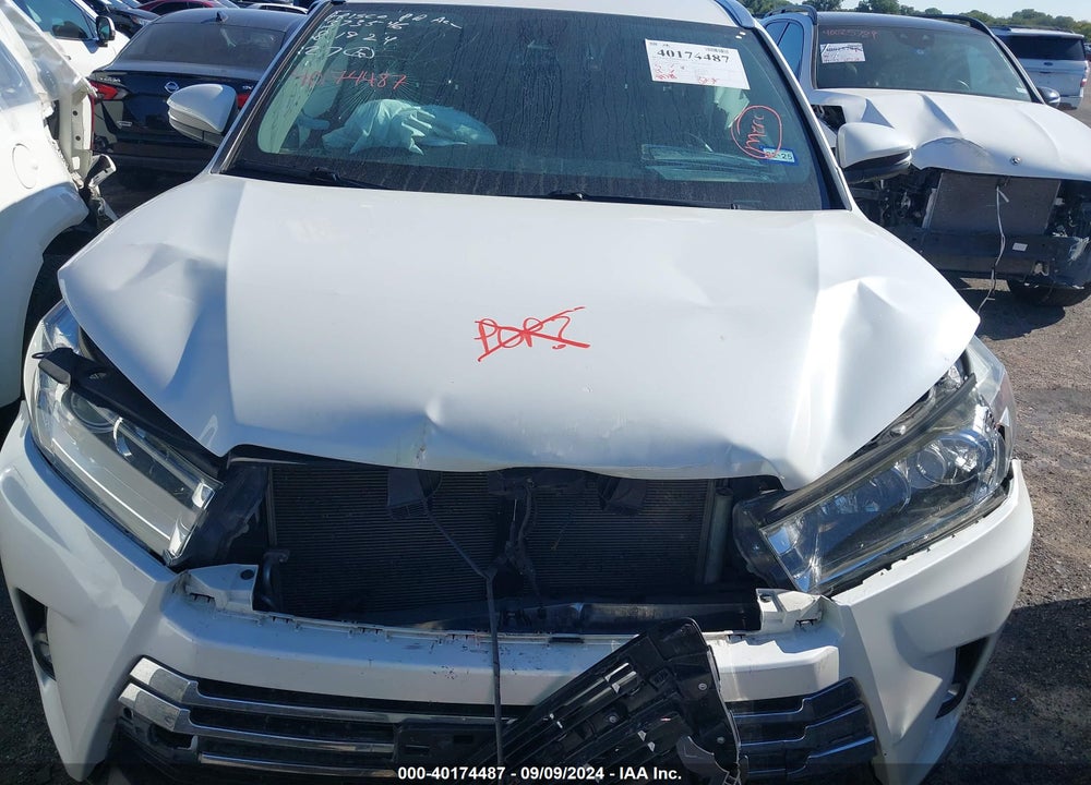 2019 TOYOTA HIGHLANDER LIMITED VIN: 5TDYZRFH5KS298877