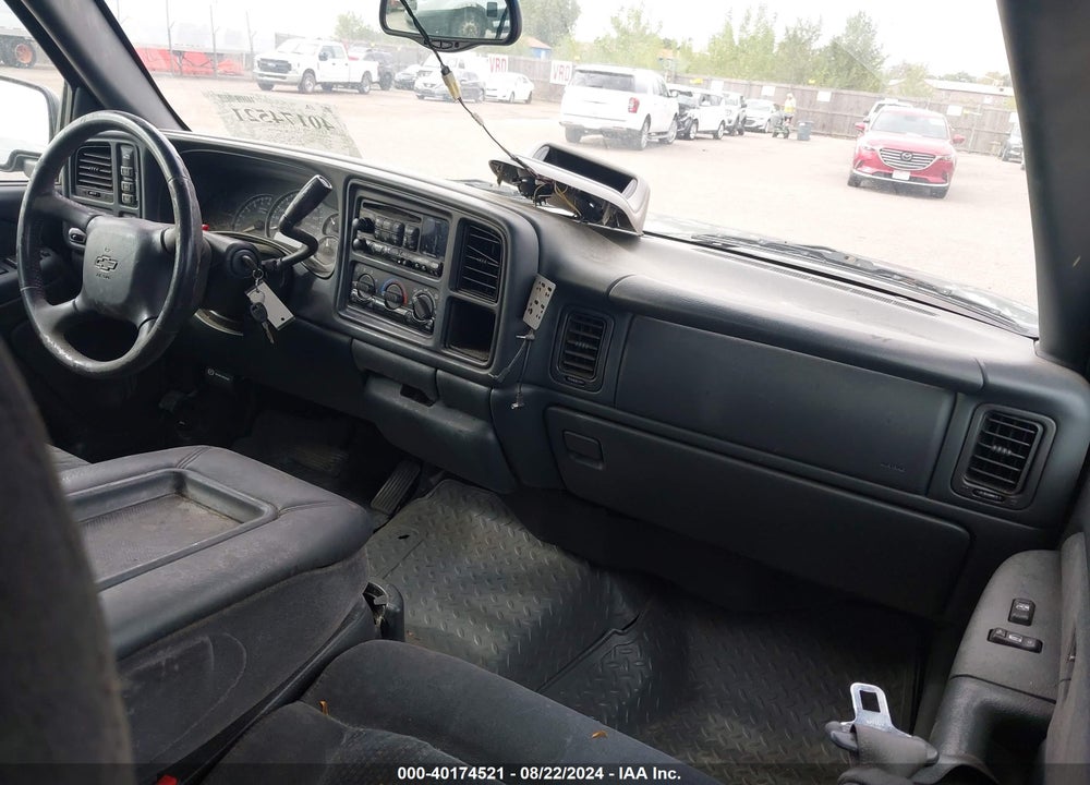 2001 CHEVROLET SILVERADO 2500HD LS VIN: 1GCHK23U61F205960