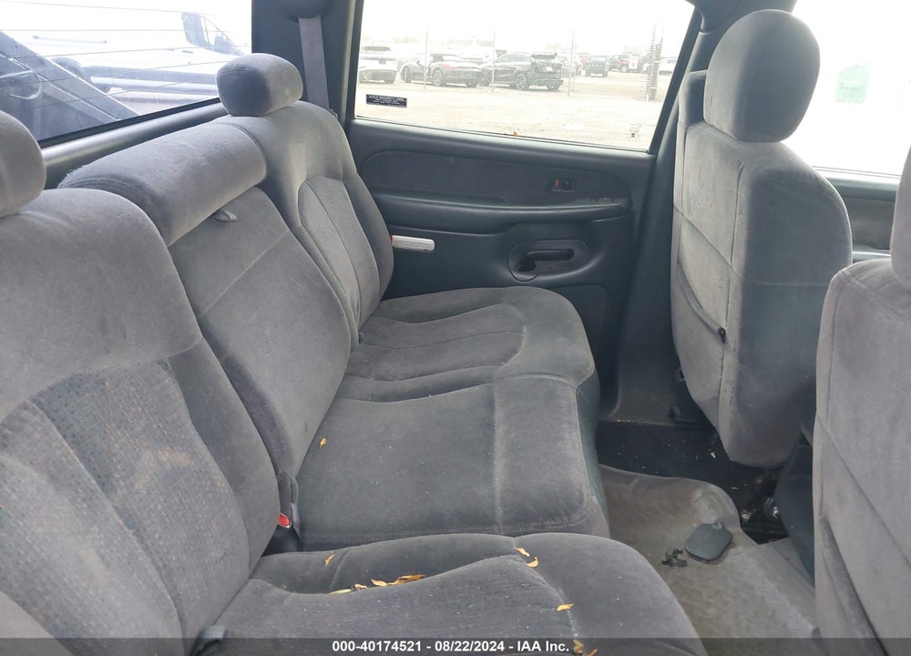 2001 CHEVROLET SILVERADO 2500HD LS VIN: 1GCHK23U61F205960
