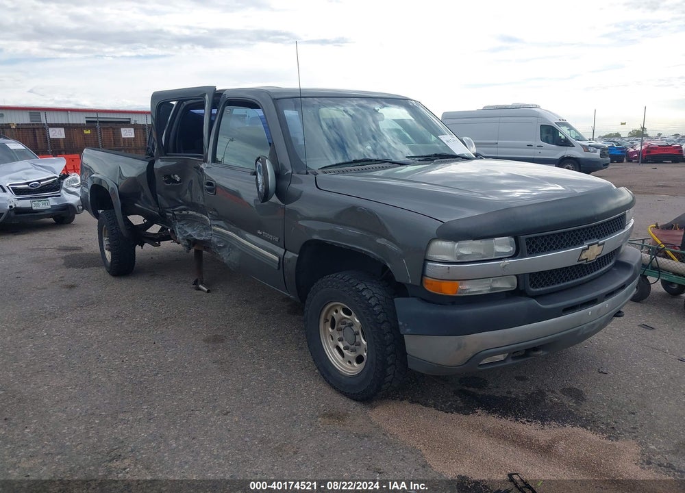 2001 CHEVROLET SILVERADO 2500HD LS VIN: 1GCHK23U61F205960