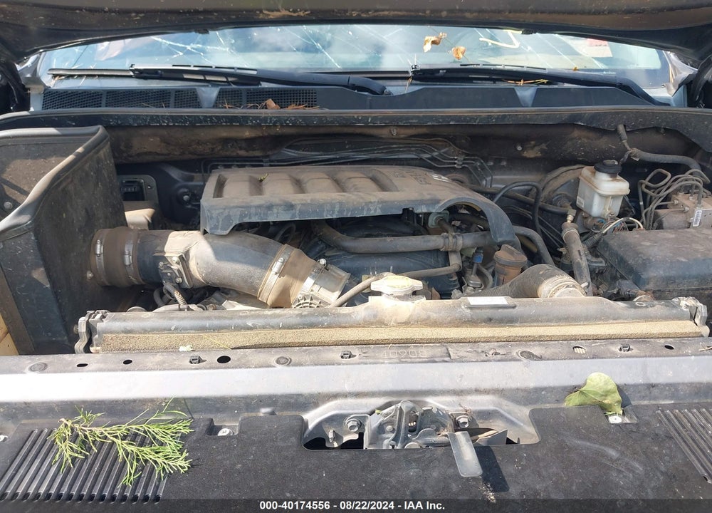 2017 TOYOTA TUNDRA SR5 5.7L V8 VIN: 5TFDW5F19HX643267