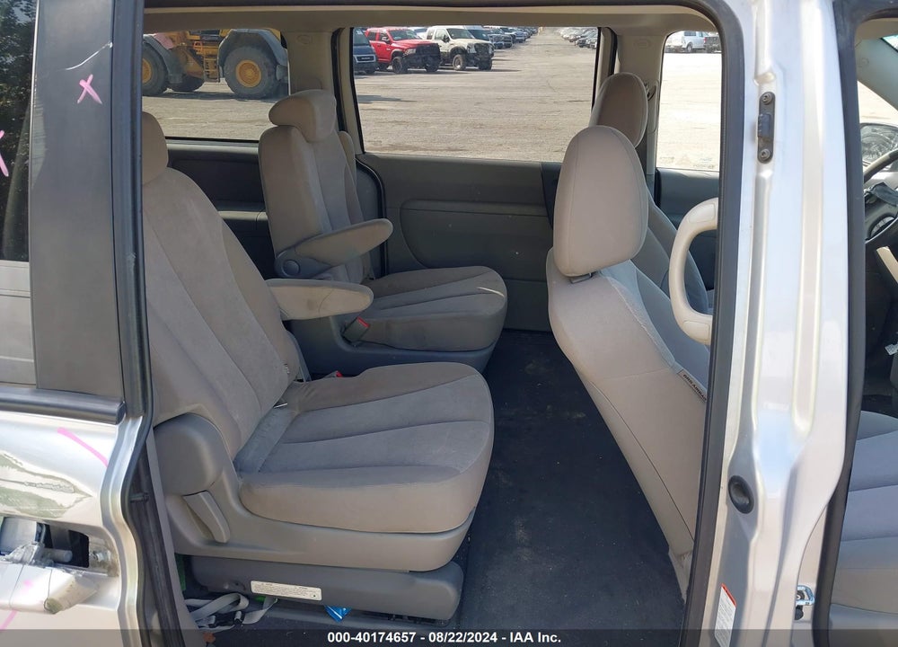 2010 KIA SEDONA LX VIN: KNDMG4C34A6328725