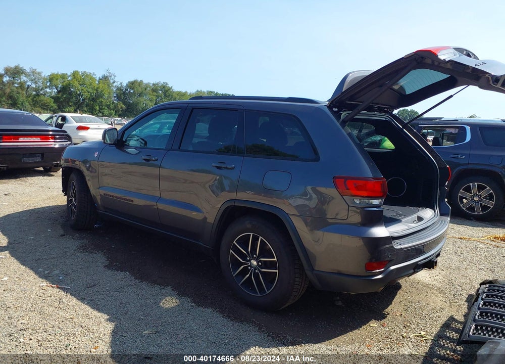2017 JEEP GRAND CHEROKEE TRAILHAWK 4X4 VIN: 1C4RJFLG8HC688601