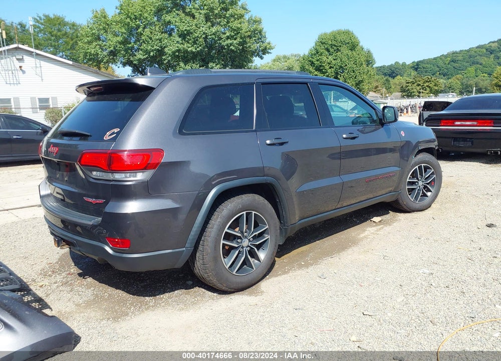 2017 JEEP GRAND CHEROKEE TRAILHAWK 4X4 VIN: 1C4RJFLG8HC688601