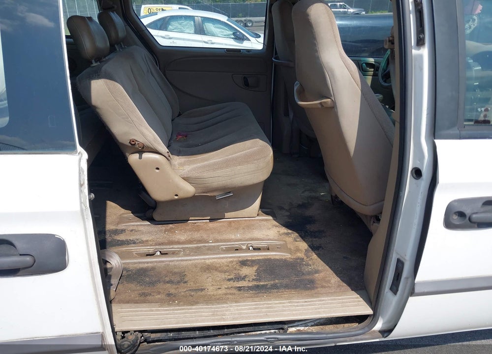 2002 DODGE CARAVAN SE VIN: 1B4GP25322B700535