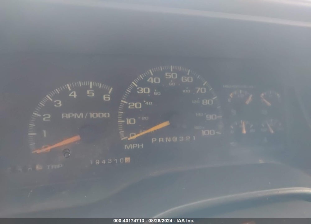 1999 CHEVROLET TAHOE LT VIN: 1GNEK13R2XJ536475