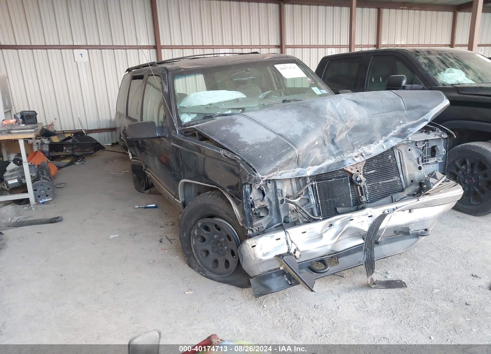 1999 CHEVROLET TAHOE LT VIN: 1GNEK13R2XJ536475