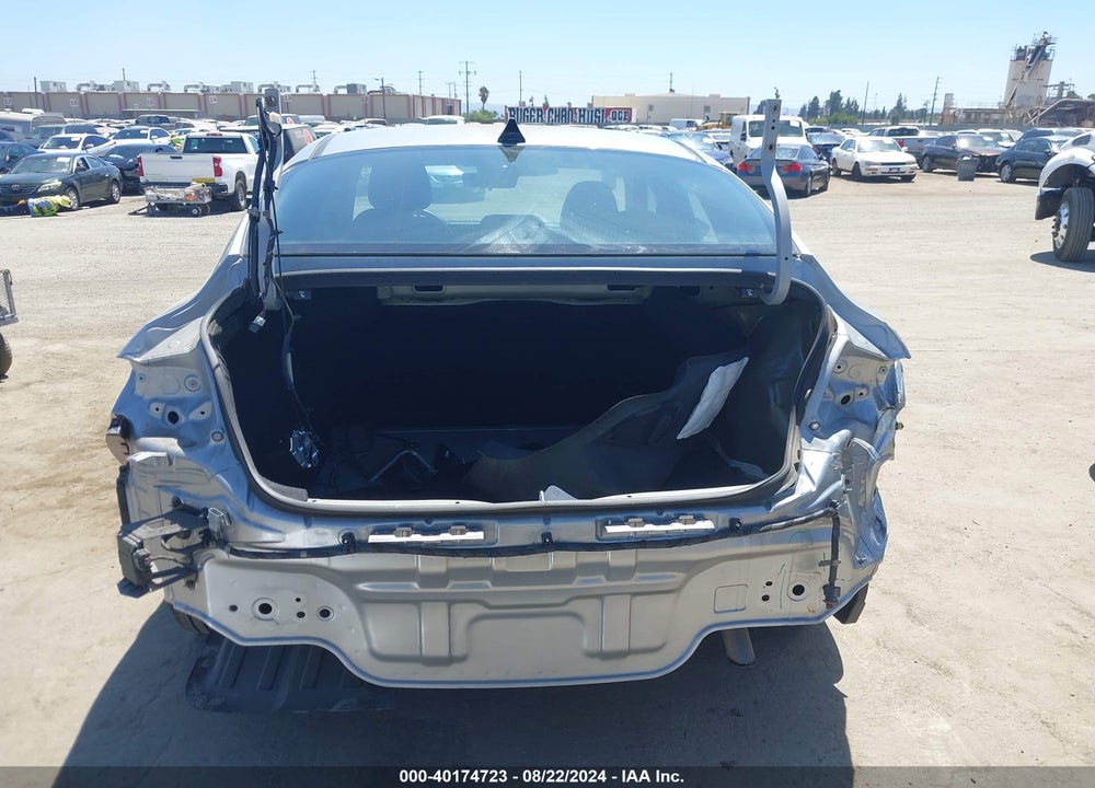 2022 HYUNDAI ELANTRA SEL VIN: 5NPLS4AG8NH082564