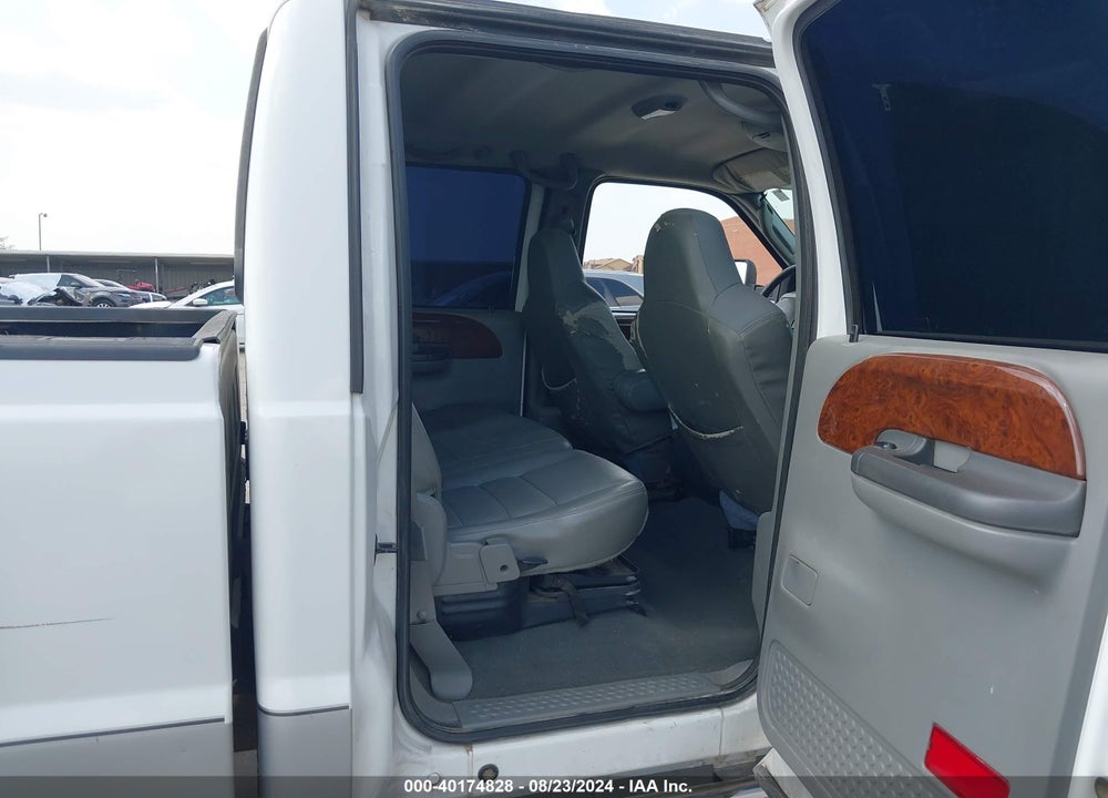 2004 FORD F-250 LARIAT/XL/XLT VIN: 1FTNW21P04EE00483