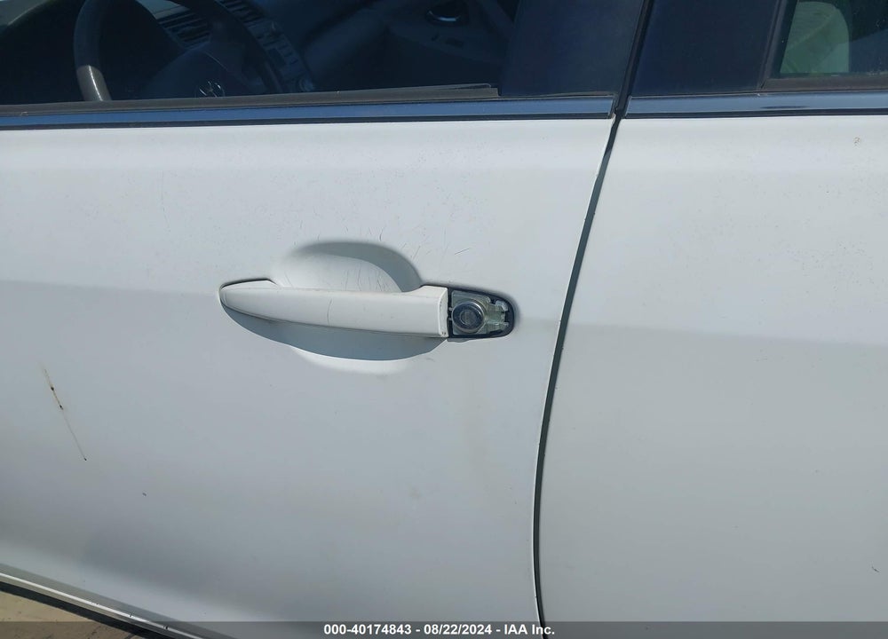 2011 TOYOTA CAMRY LE VIN: 4T1BF3EK8BU632996