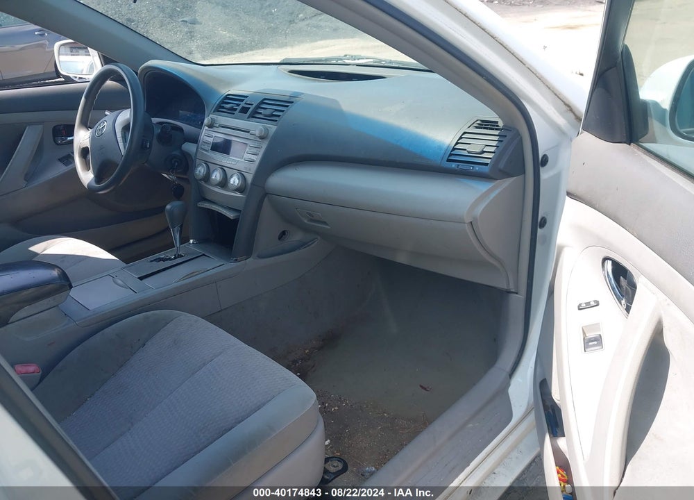 2011 TOYOTA CAMRY LE VIN: 4T1BF3EK8BU632996