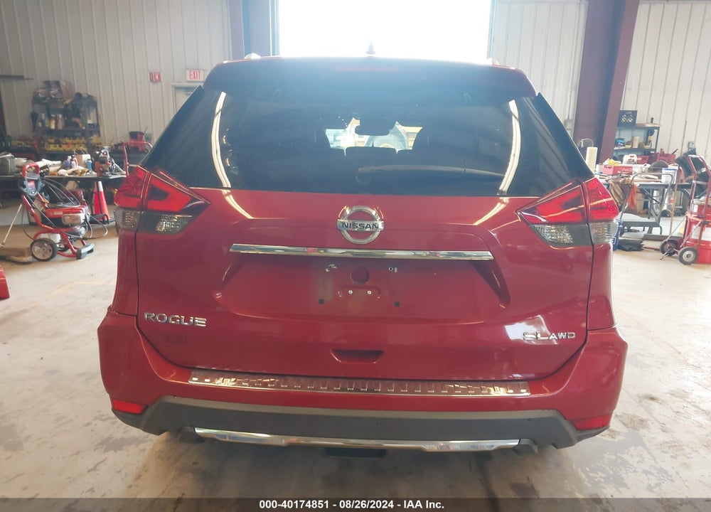 2017 NISSAN ROGUE VIN: 5N1AT2MV9HC760477