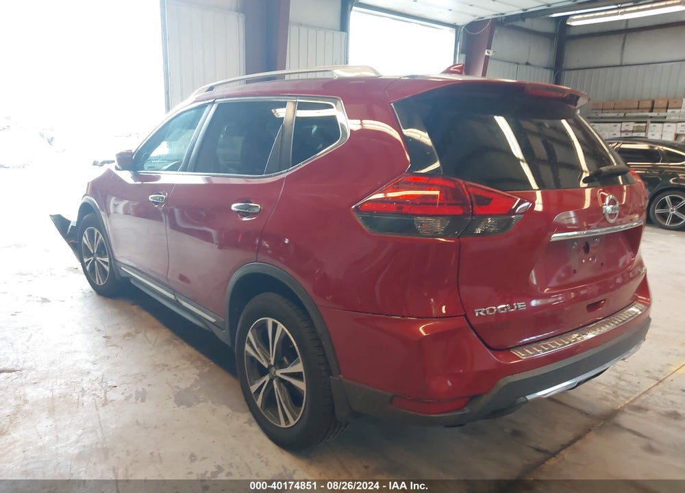 2017 NISSAN ROGUE VIN: 5N1AT2MV9HC760477