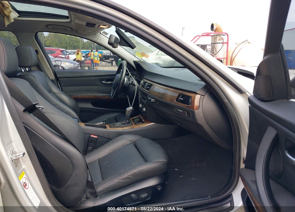 2009 BMW 328I VIN: WBAPH77549NL84914