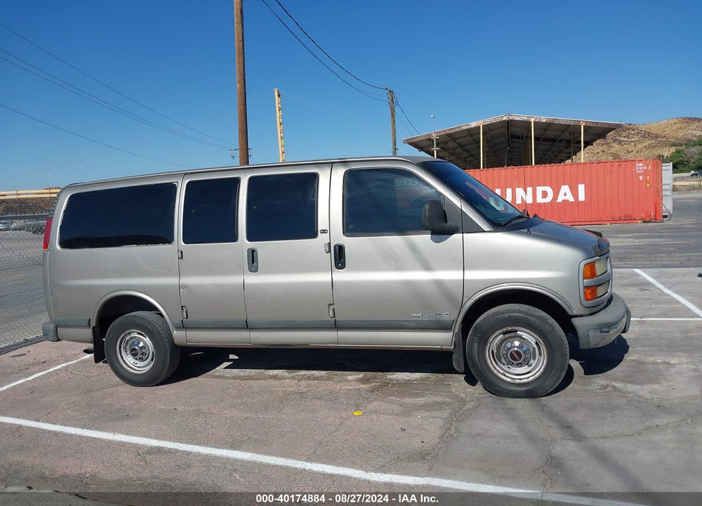 2002 GMC SAVANA STANDARD VIN: 1GKGG25R921136271