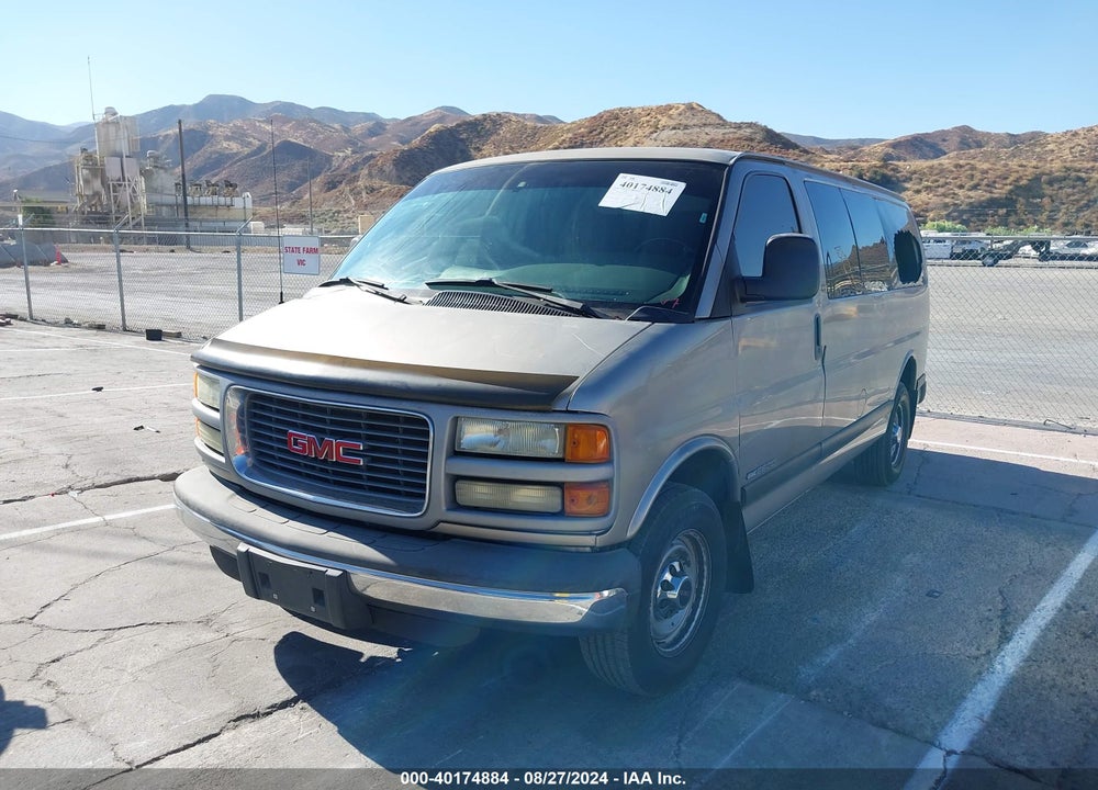 2002 GMC SAVANA STANDARD VIN: 1GKGG25R921136271