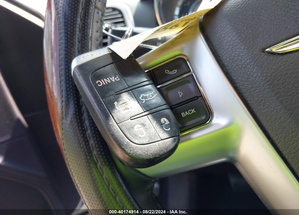 2012 CHRYSLER 300 LIMITED VIN: 2C3CCACG7CH191326
