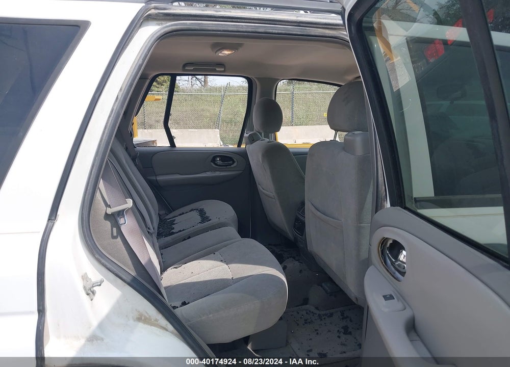 2006 CHEVROLET TRAILBLAZER LS VIN: 1GNDT13S462204087