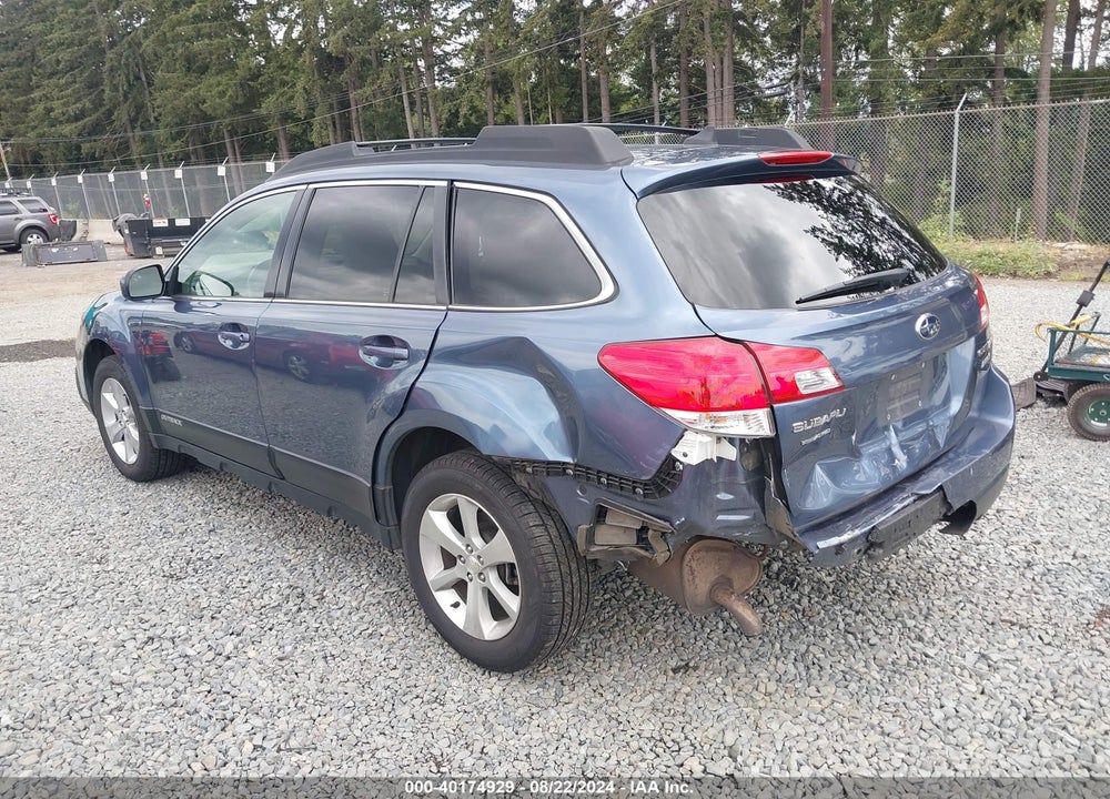 2013 SUBARU OUTBACK 2.5I LIMITED VIN: 4S4BRBKC1D3313639