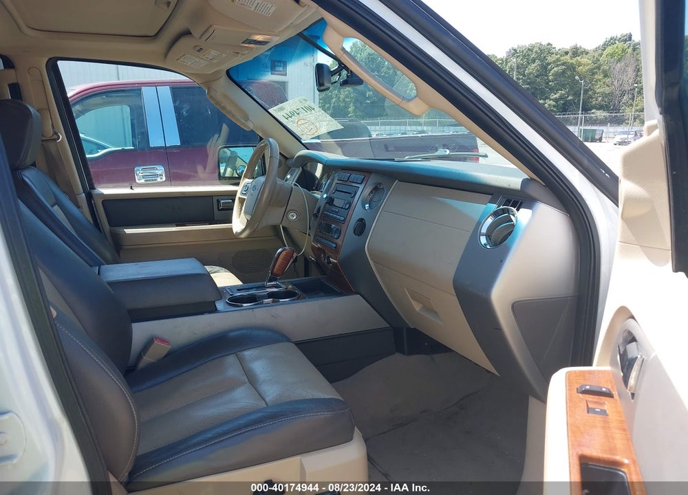 2007 FORD EXPEDITION EDDIE BAUER VIN: 1FMFU17517LA52263