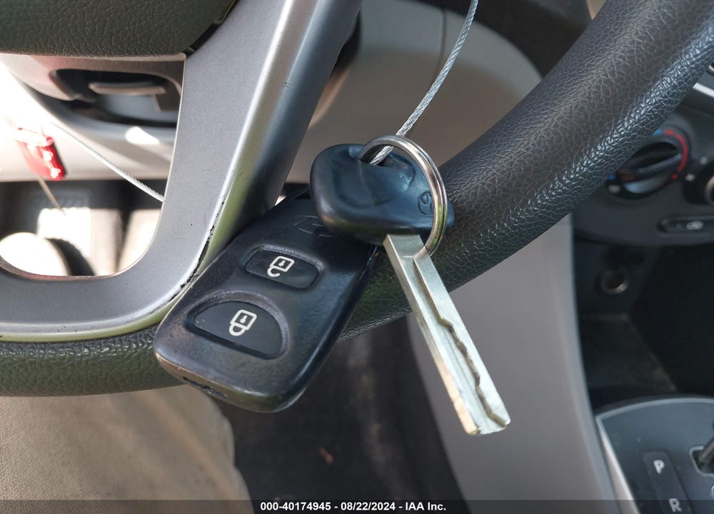 2017 HYUNDAI ACCENT SE VIN: KMHCT4AE4HU313106