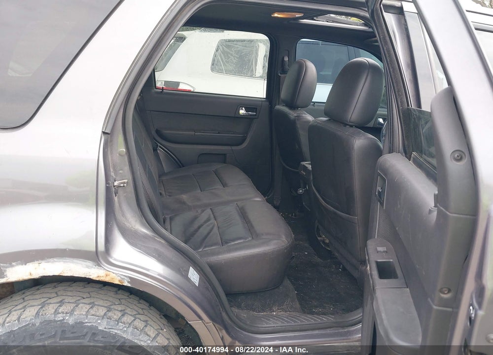 2010 FORD ESCAPE LIMITED VIN: 1FMCU9EG2AKC13884