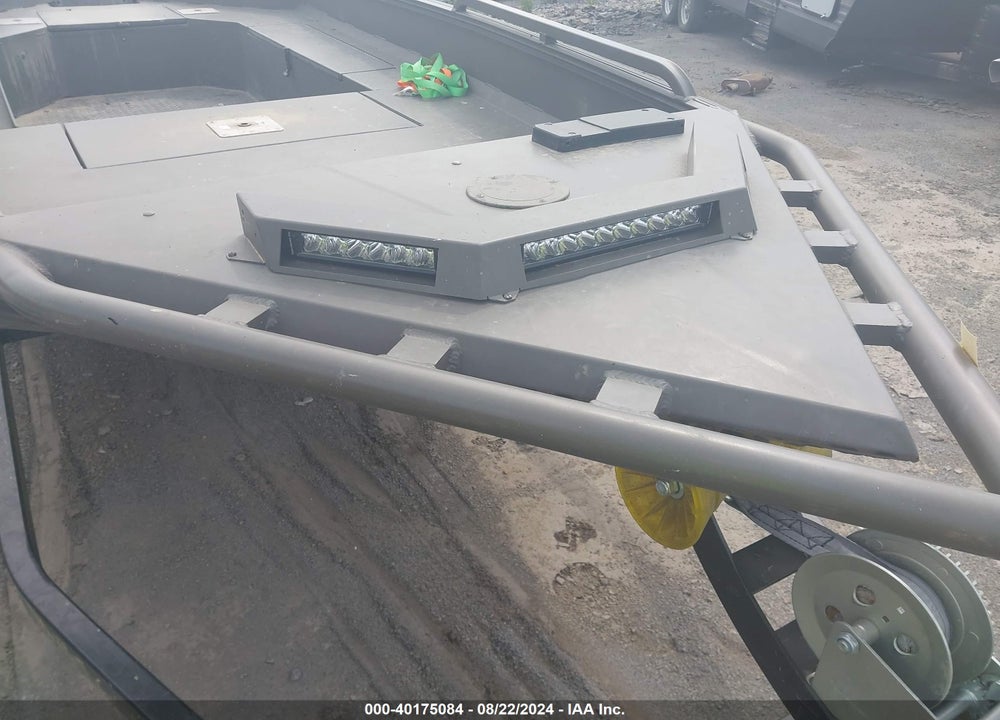 2023 EDGEMARINE BOAT AND TRAILER VIN: WAC37939J223
