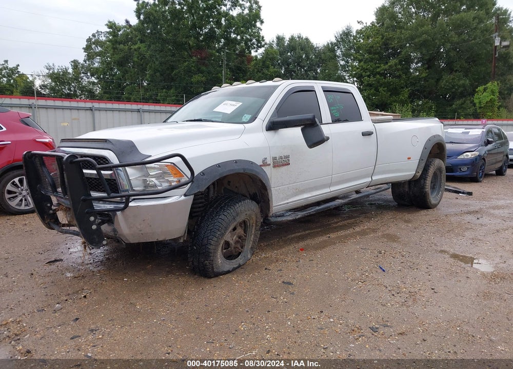 2018 RAM 3500 TRADESMAN  4X4 8' BOX VIN: 3C63RRGLXJG136437