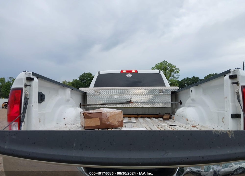 2018 RAM 3500 TRADESMAN  4X4 8' BOX VIN: 3C63RRGLXJG136437