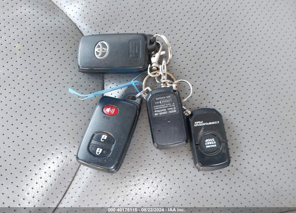 2010 TOYOTA RAV4 LIMITED V6 VIN: JTMDK4DV1A5084357
