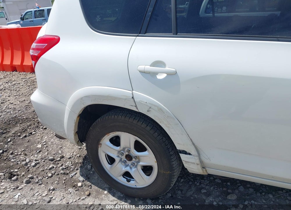 2010 TOYOTA RAV4 LIMITED V6 VIN: JTMDK4DV1A5084357