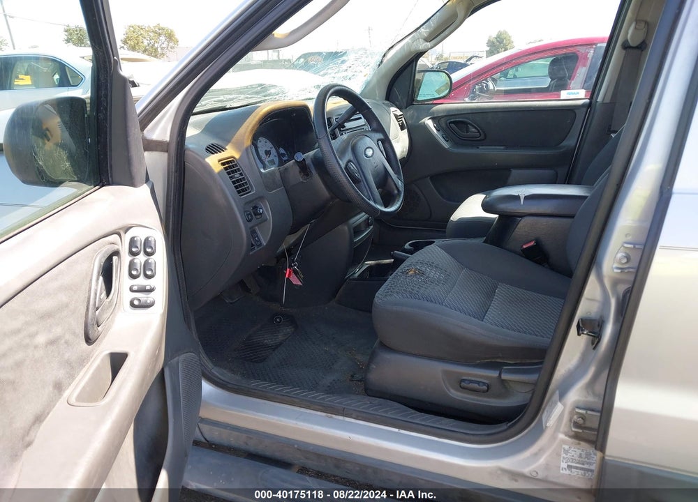 2004 FORD ESCAPE XLT VIN: 1FMYU031X4DA19502