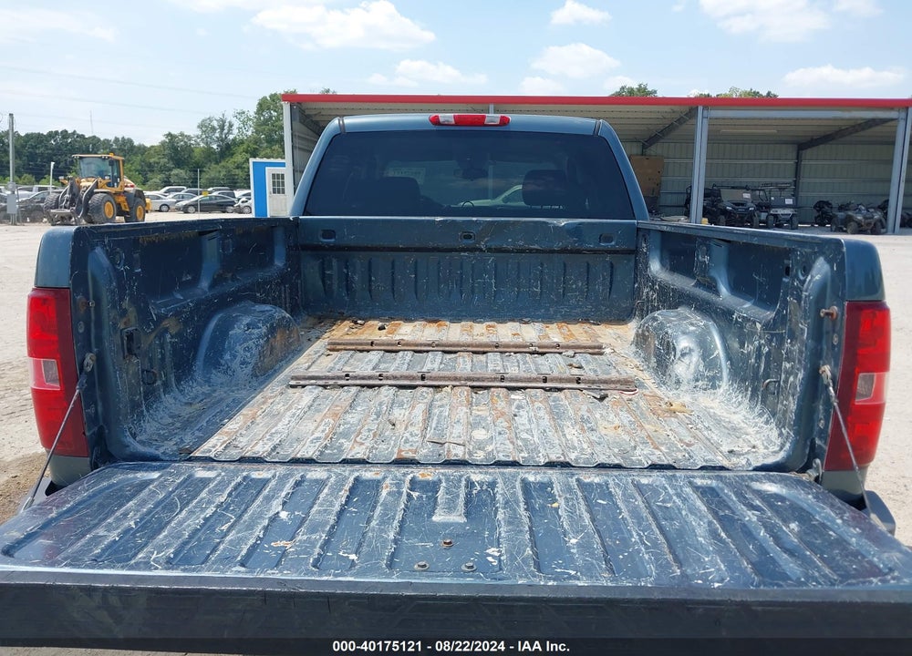 2009 CHEVROLET SILVERADO 2500HD LT VIN: 1GCHC53K19F190602