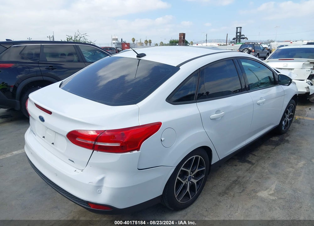 2017 FORD FOCUS SEL VIN: 1FADP3H20HL343833
