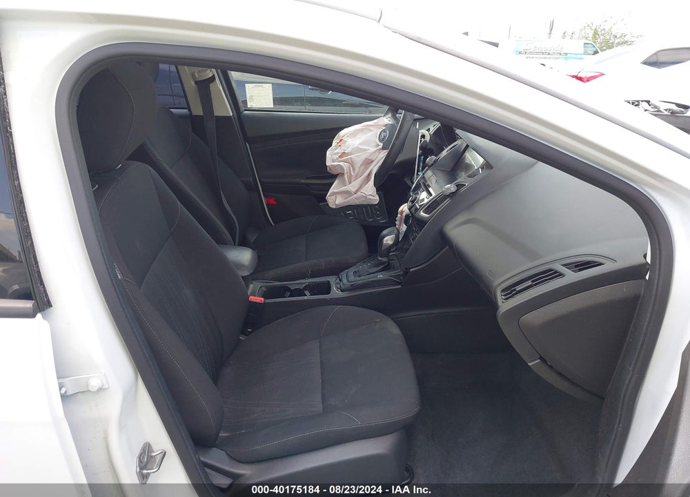 2017 FORD FOCUS SEL VIN: 1FADP3H20HL343833