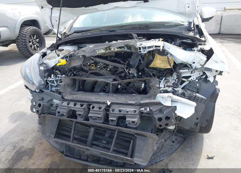 2017 FORD FOCUS SEL VIN: 1FADP3H20HL343833