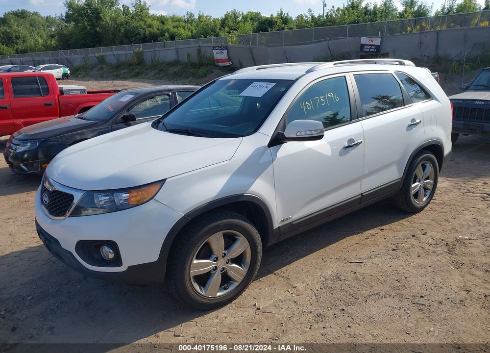 2013 KIA SORENTO EX VIN: 5XYKUDA60DG408540