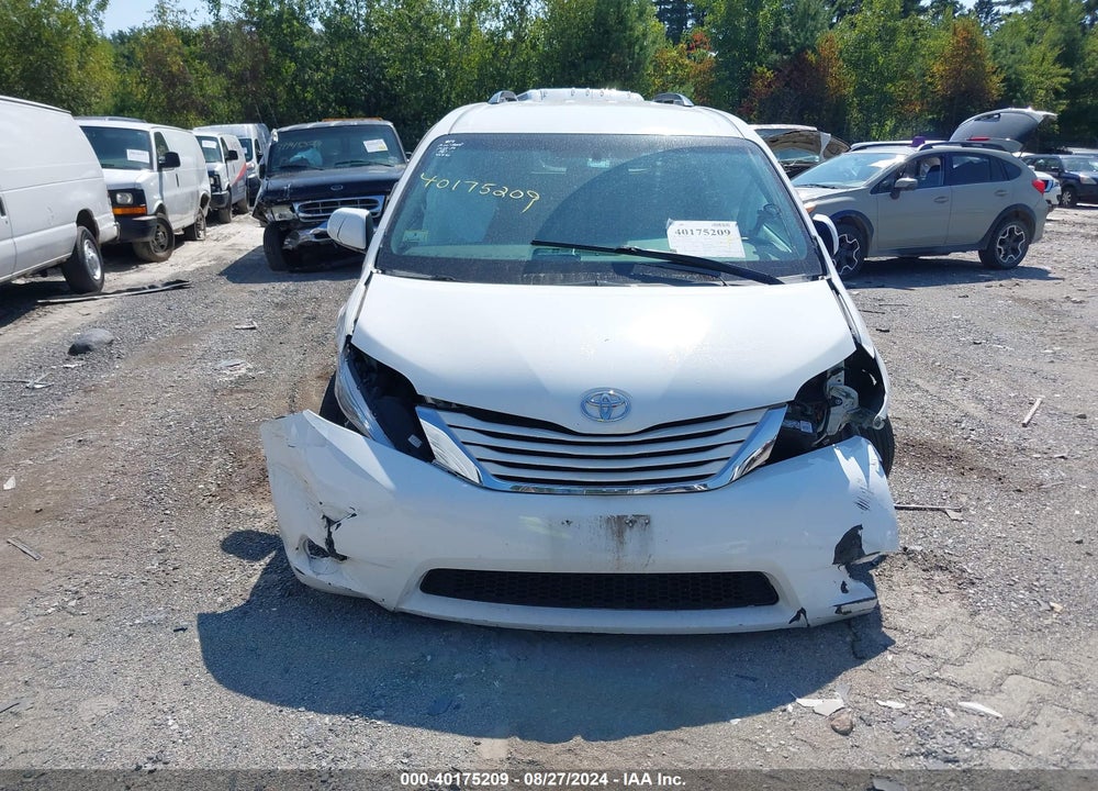 2017 TOYOTA SIENNA LE 7 PASSENGER VIN: 5TDJZ3DC0HS154779