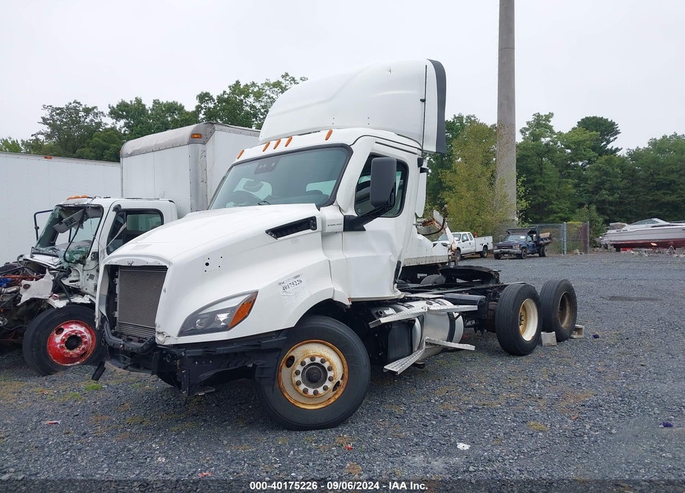 2022 FREIGHTLINER NEW CASCADIA 116 VIN: 1FUJHTDV3NLNE2434
