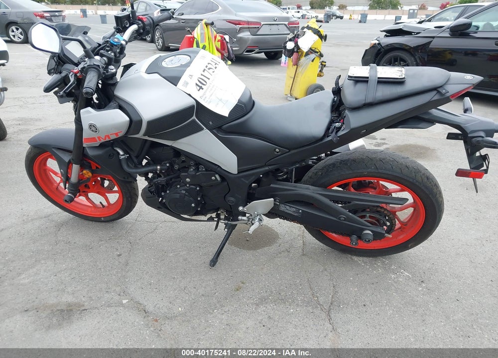 2020 YAMAHA MT-03 VIN: MH3RH20Y0LK003749